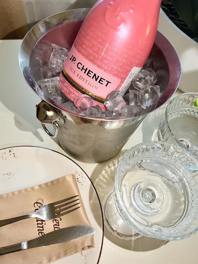Bushtyno New Continent酒店 外观 照片